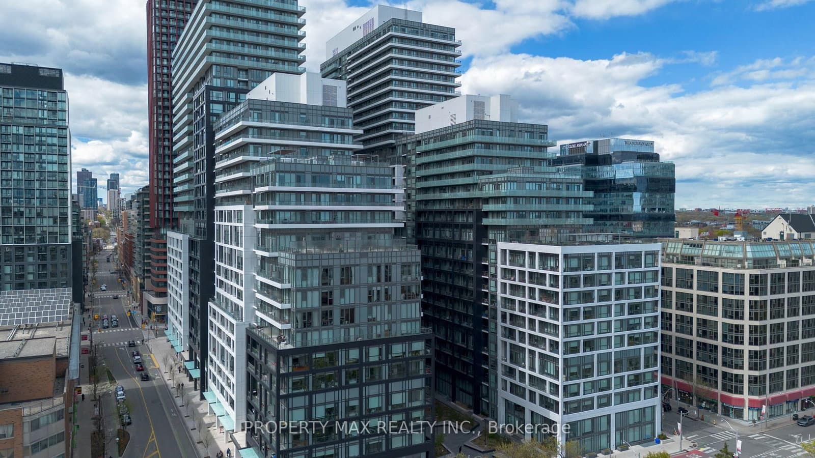 #403 - 70 Princess Street