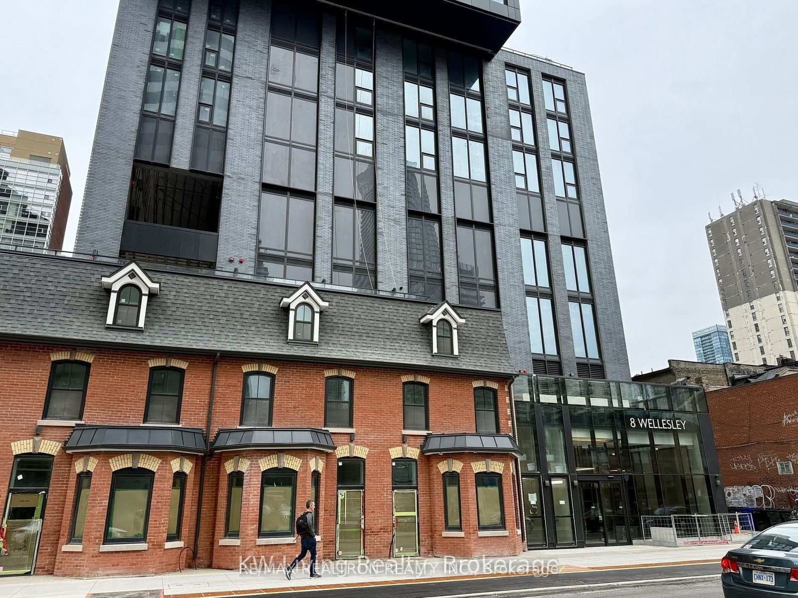 8 Wellesley Street W, Unit 806 thumbnail 3