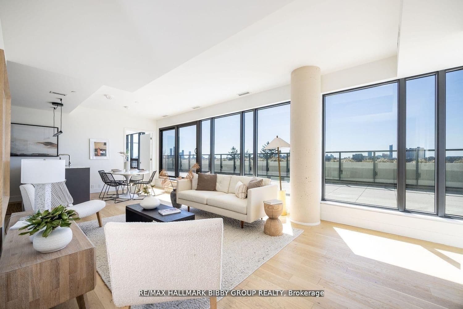 1414 Bayview Avenue, Unit 701