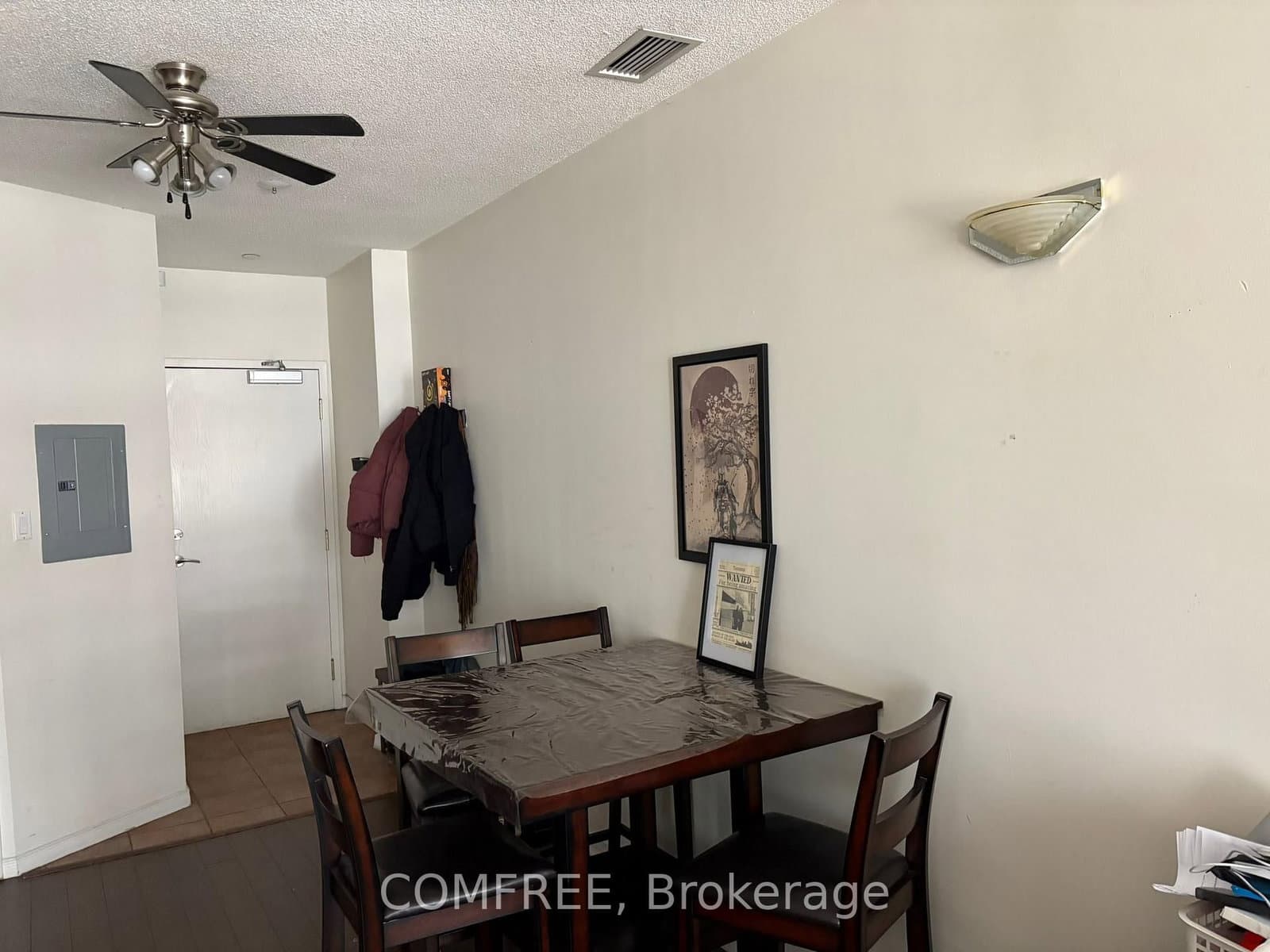 393 King Street W, Unit 807 thumbnail 10