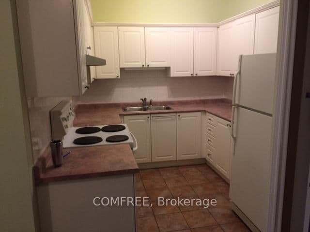 393 King Street W, Unit 807 thumbnail 5