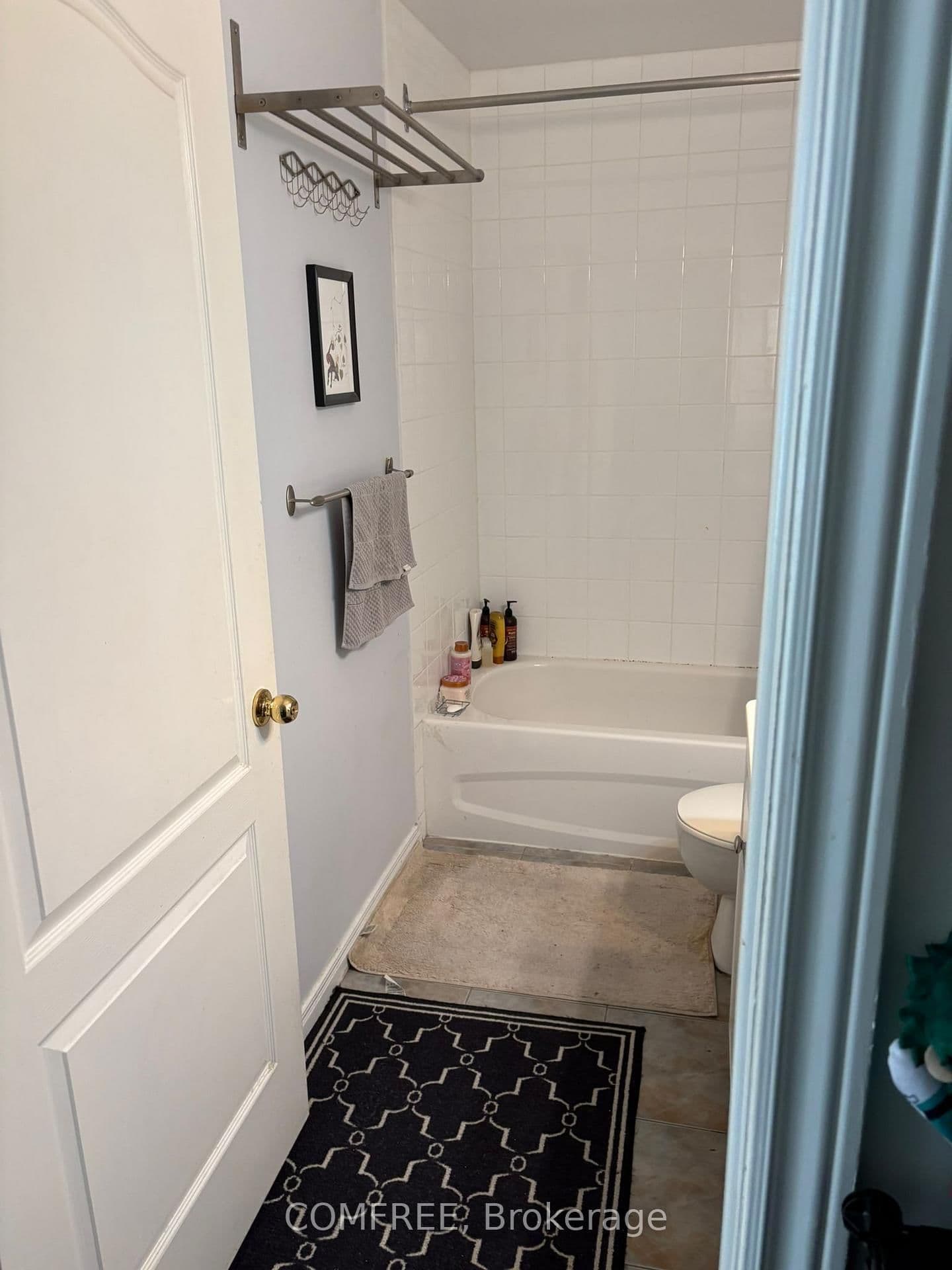 393 King Street W, Unit 807 thumbnail 6