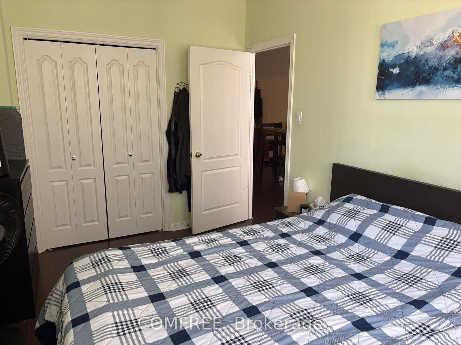 393 King Street W, Unit 807 thumbnail 9