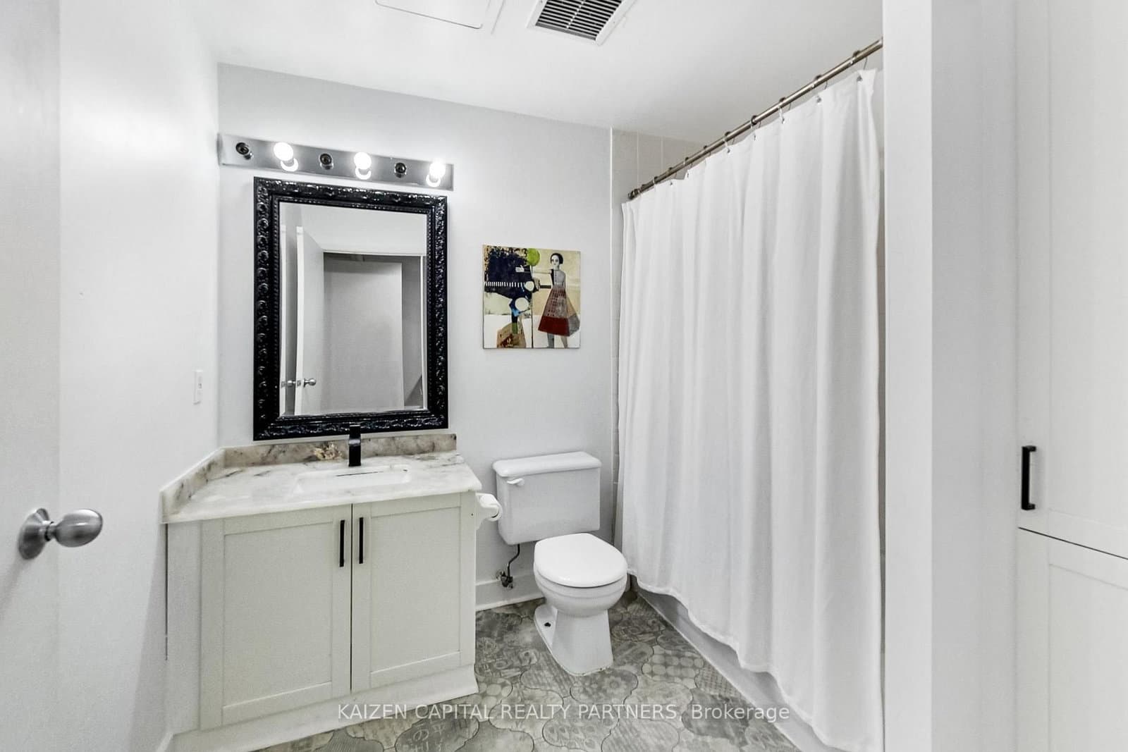90 Sherbourne Street, Unit 103 thumbnail 15