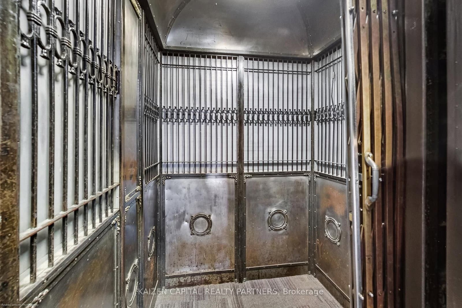 90 Sherbourne Street, Unit 103 thumbnail 7