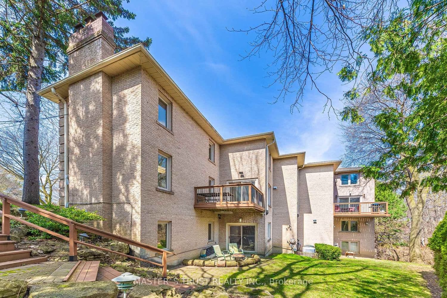 243 Burbank Drive thumbnail 37