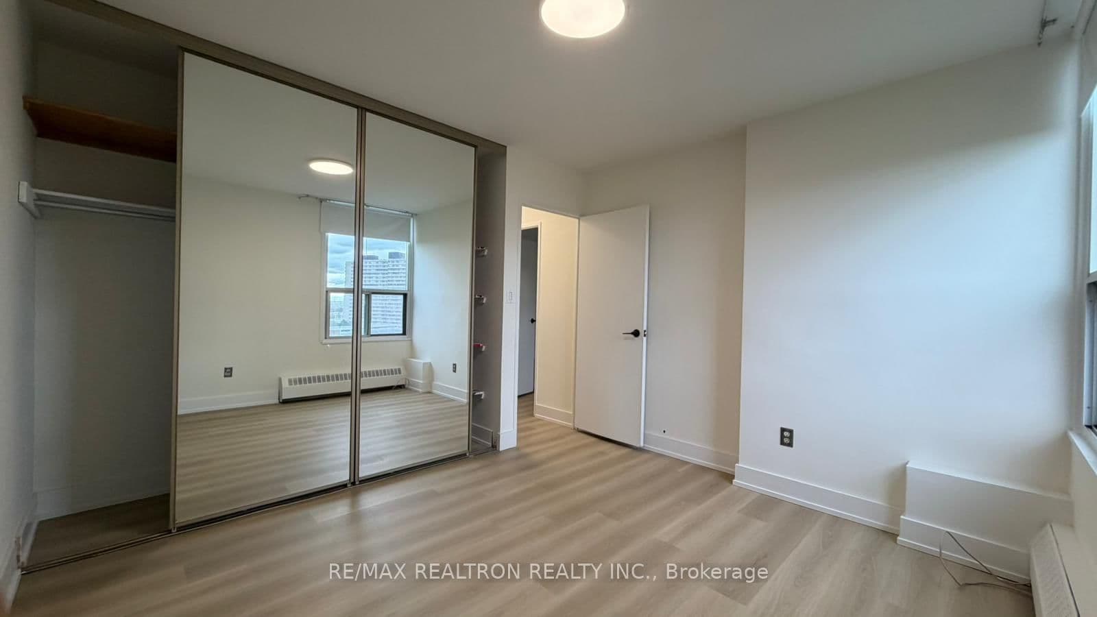 15 Vicora Linkway, Unit 903 thumbnail 18