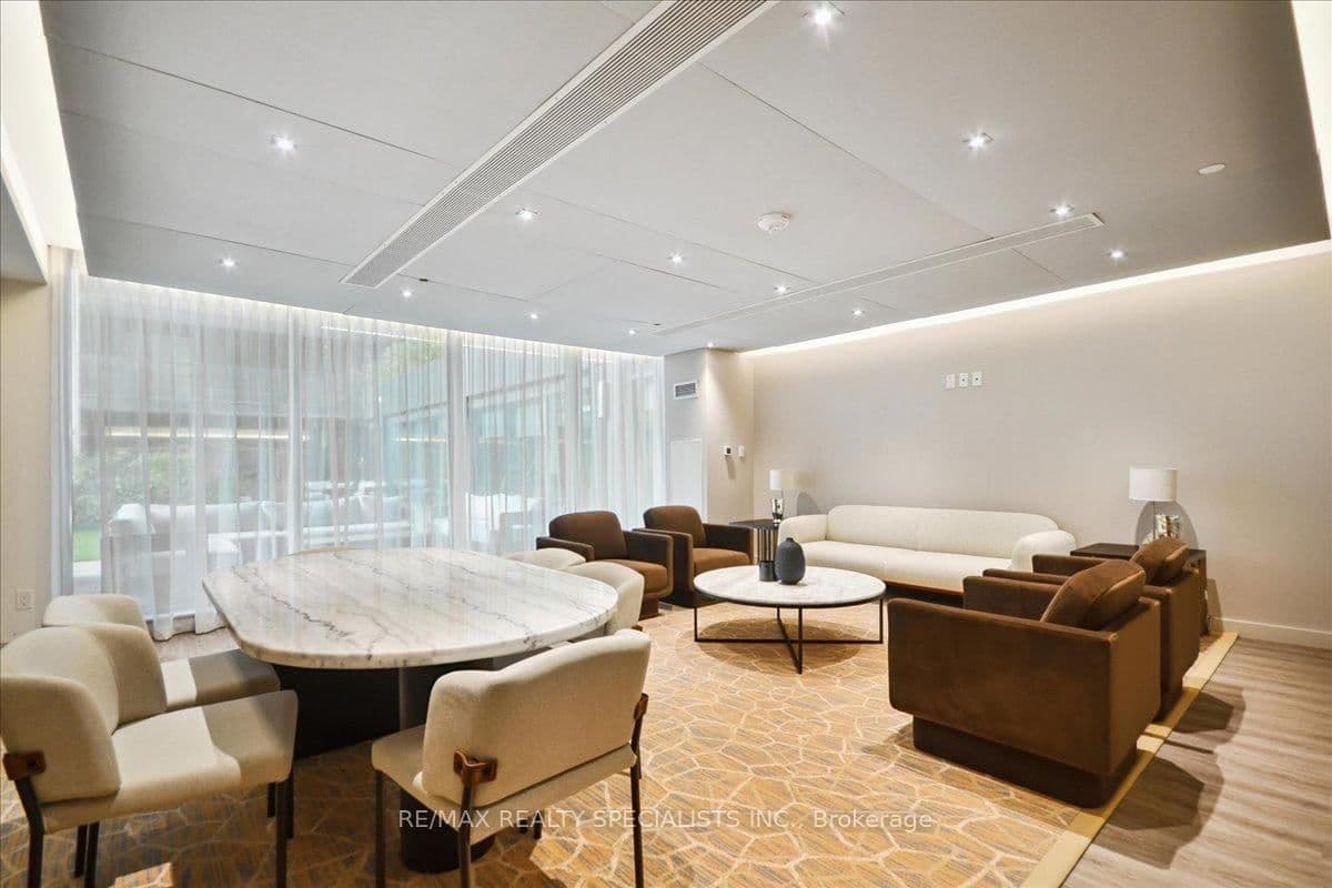 543 Richmond Street W, Unit 502 thumbnail 22