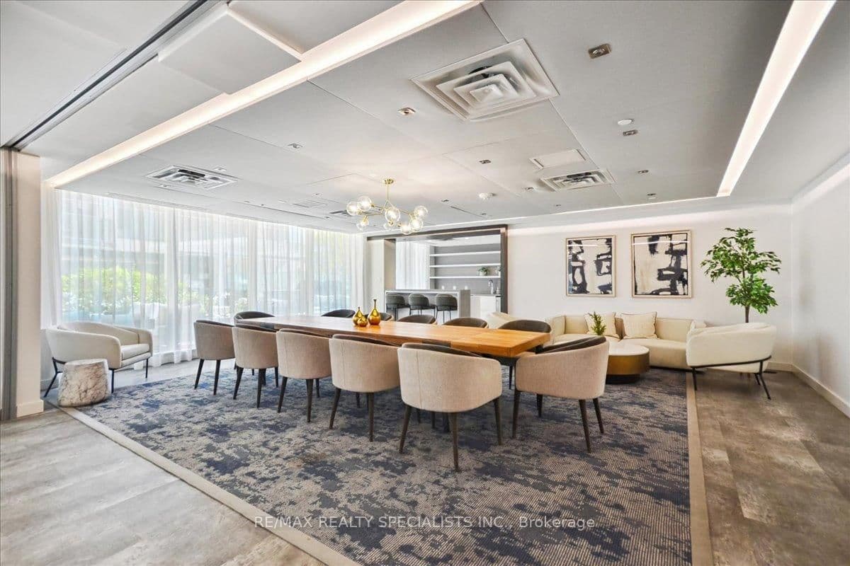 543 Richmond Street W, Unit 502 thumbnail 27
