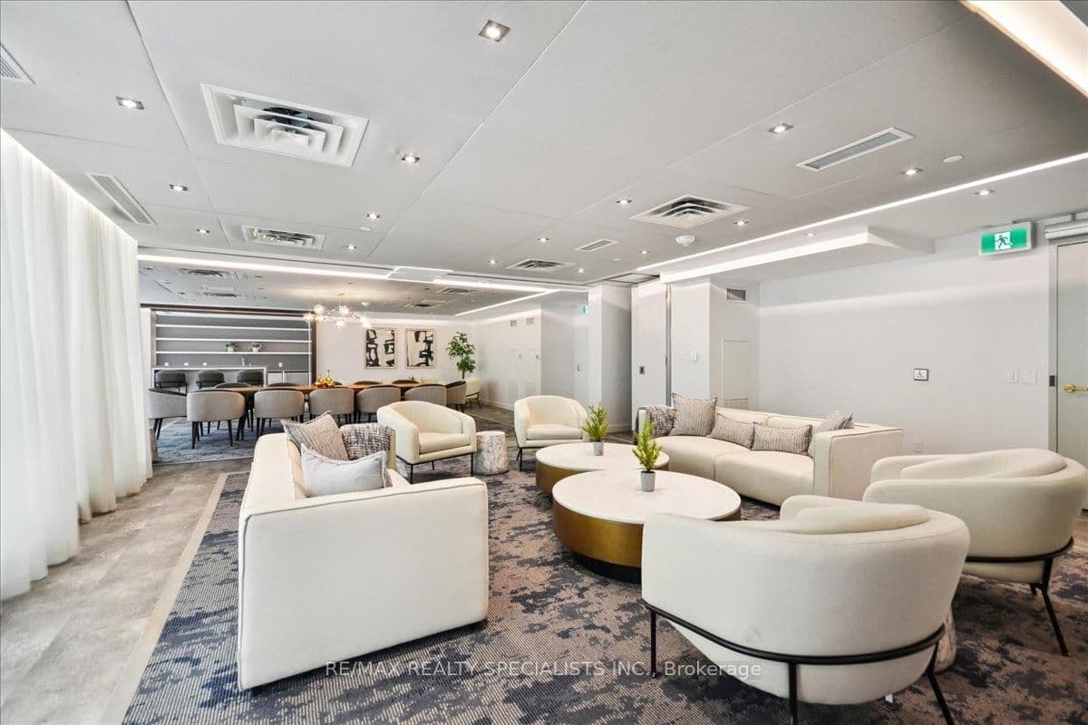 543 Richmond Street W, Unit 502 thumbnail 28