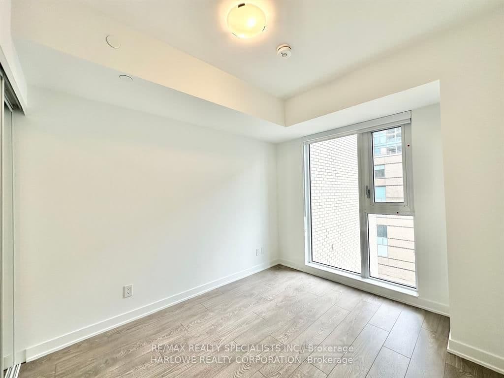 543 Richmond Street W, Unit 502 thumbnail 33