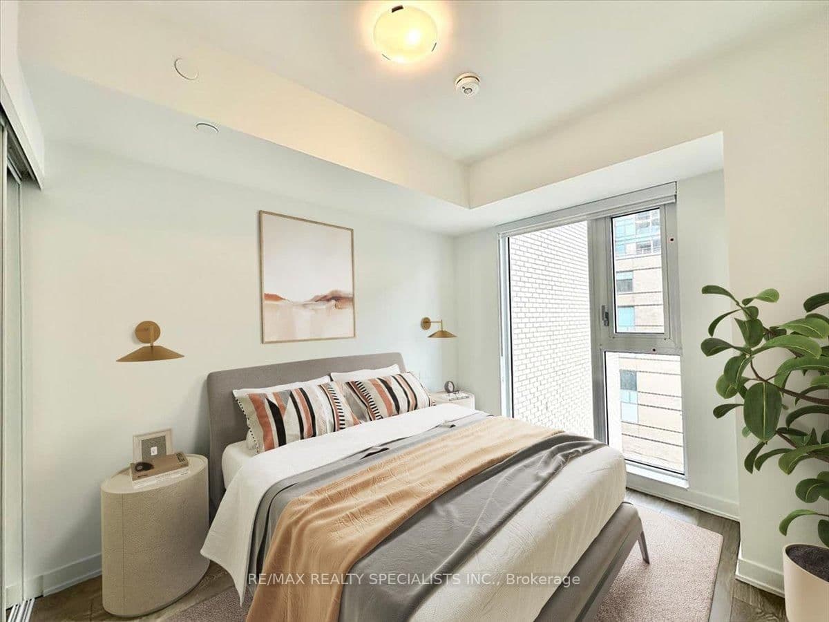 543 Richmond Street W, Unit 502 thumbnail 9
