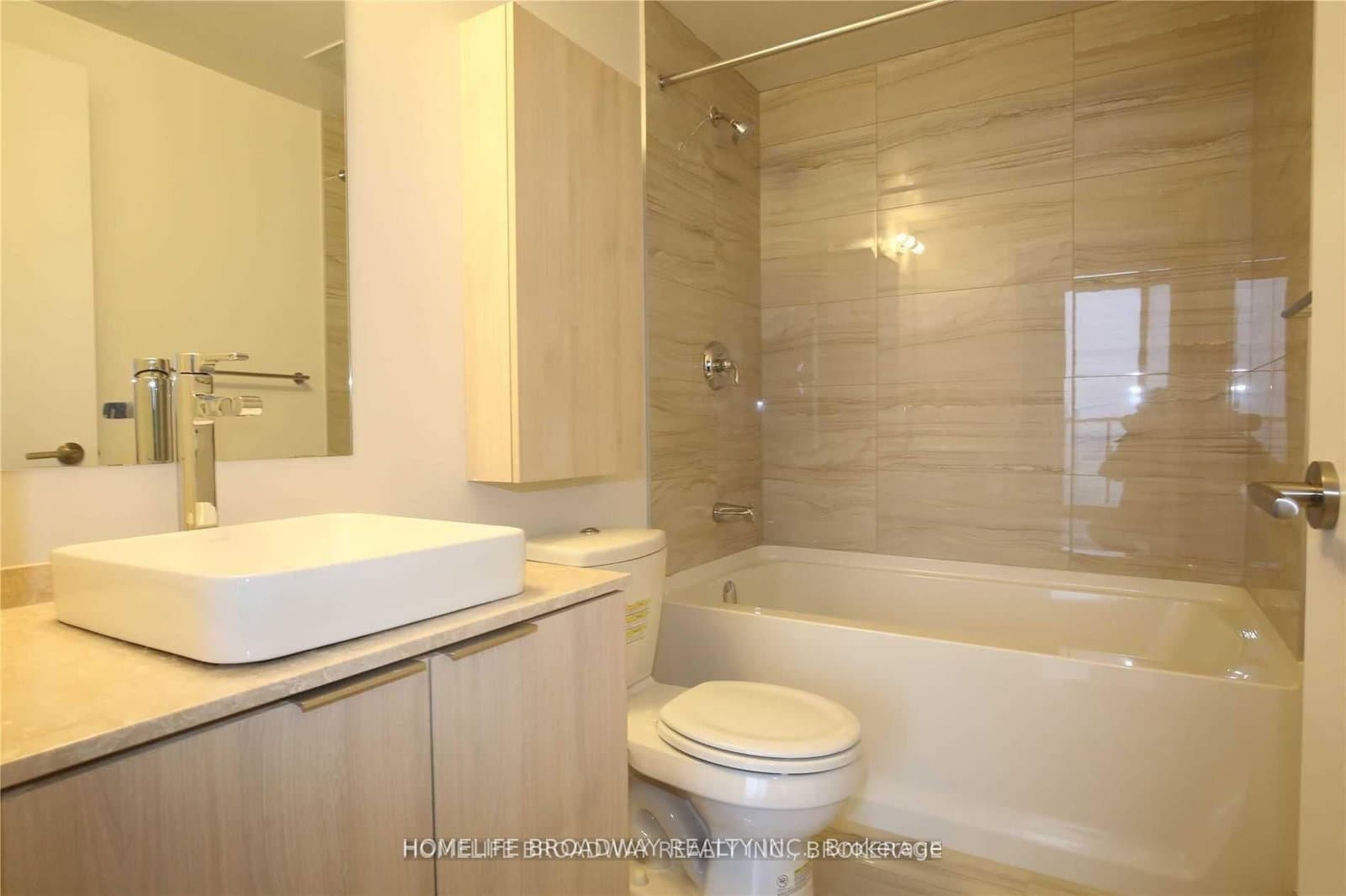 11 Wellesley Street W, Unit 5708 thumbnail 8