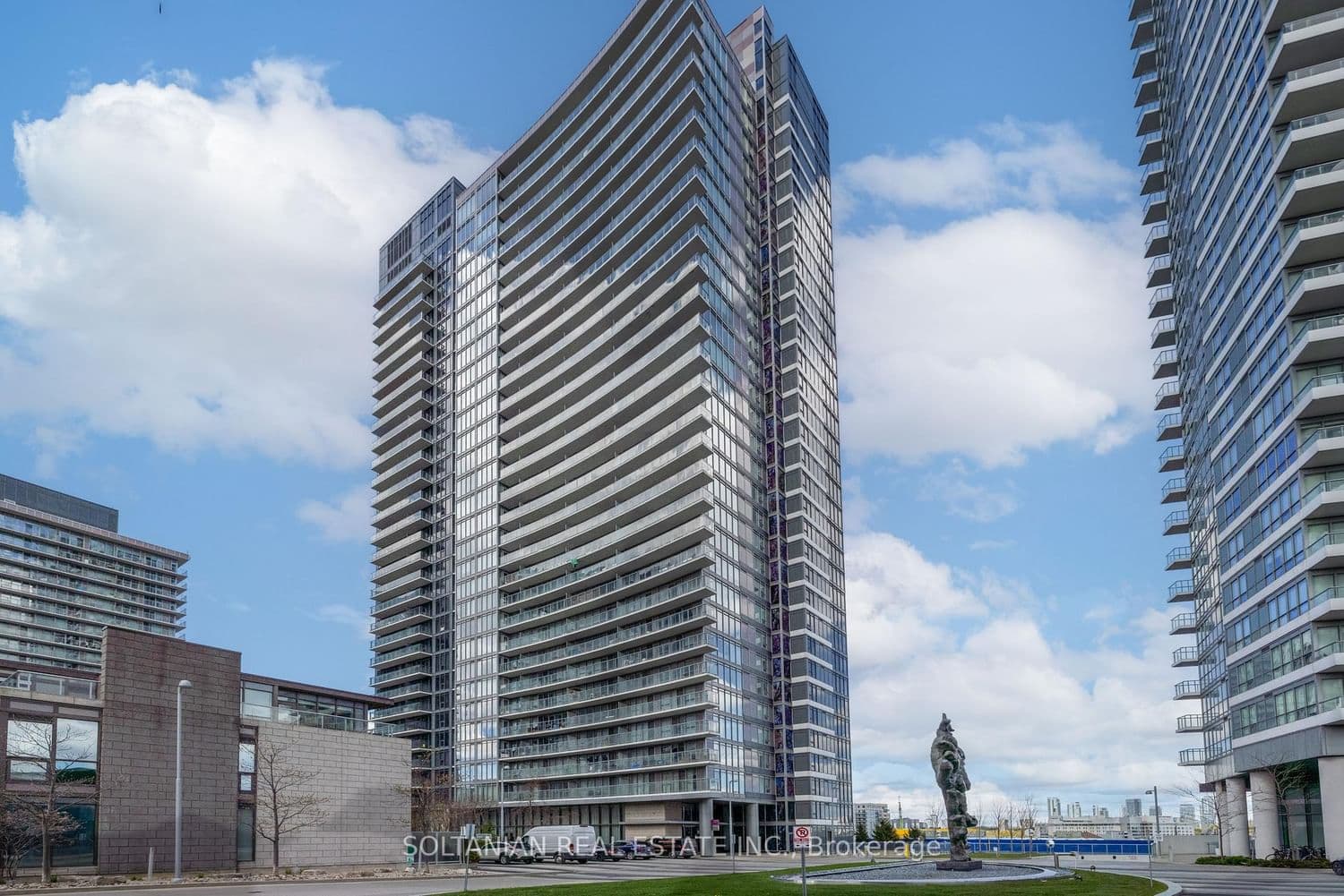 #3302 - 121 Mcmahon Drive