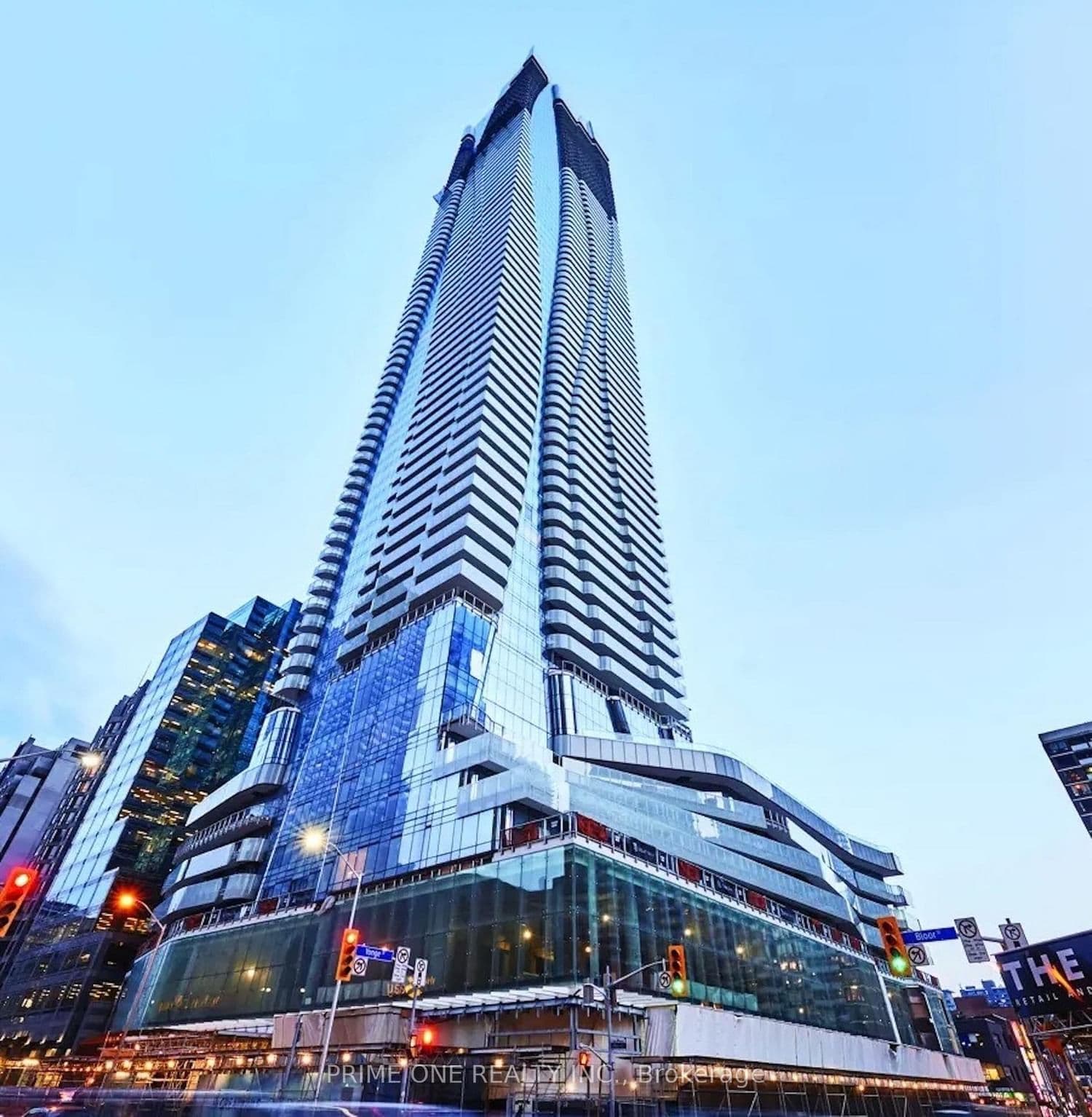 #1704 - 1 Bloor Street E