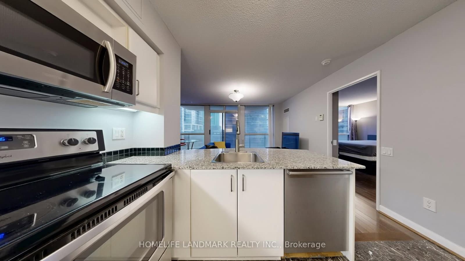 33 Sheppard Avenue E, Unit 1105 thumbnail 14
