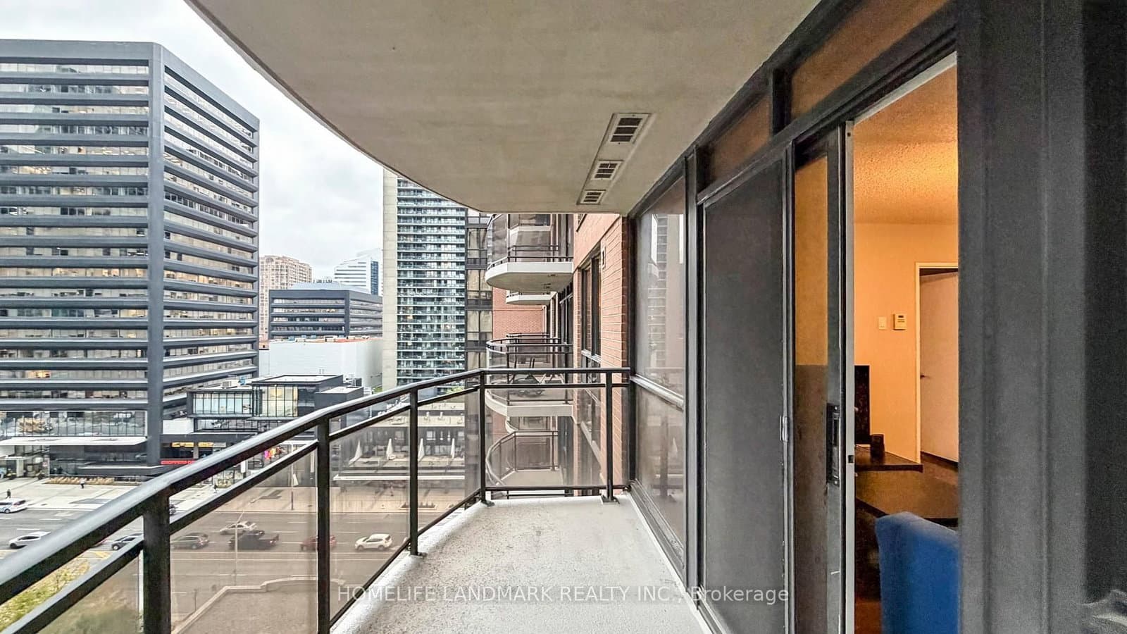 33 Sheppard Avenue E, Unit 1105 thumbnail 21