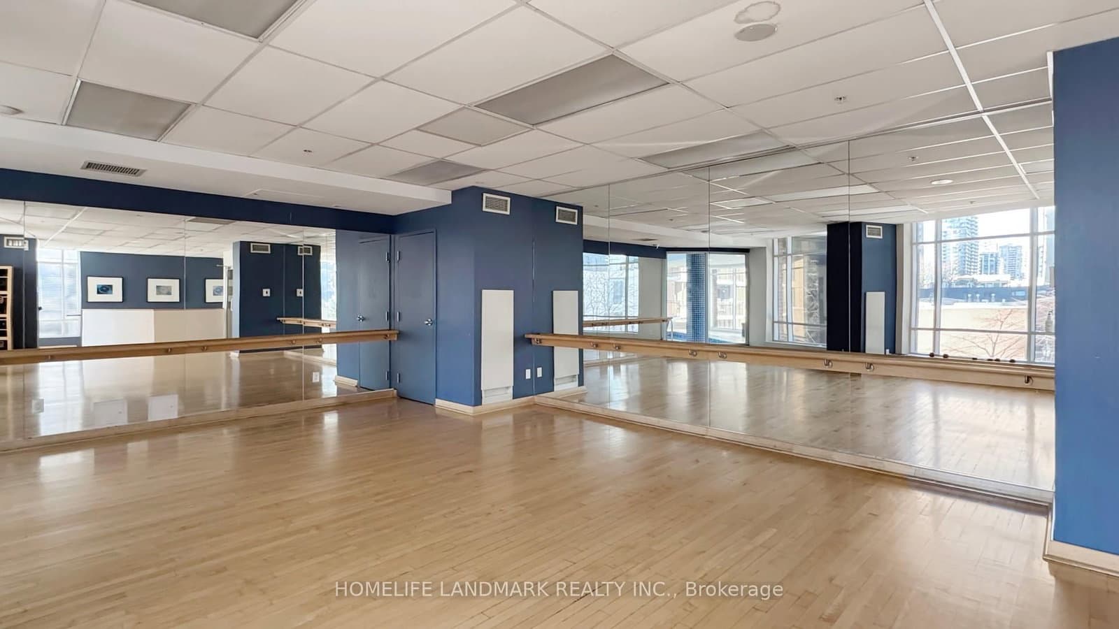 33 Sheppard Avenue E, Unit 1105 thumbnail 26