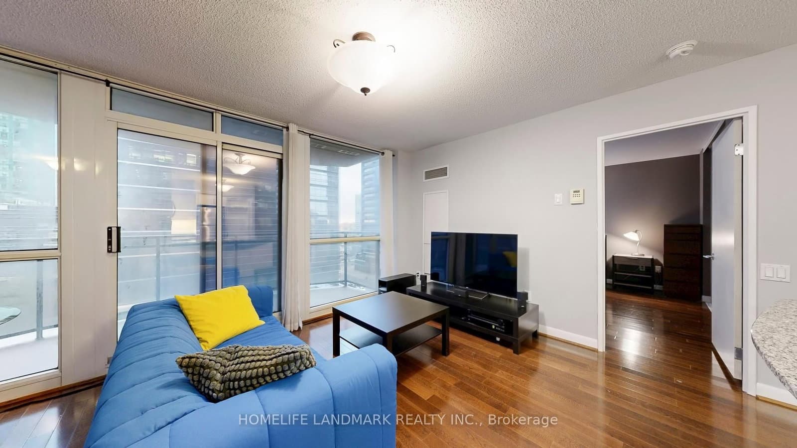 33 Sheppard Avenue E, Unit 1105 thumbnail 3