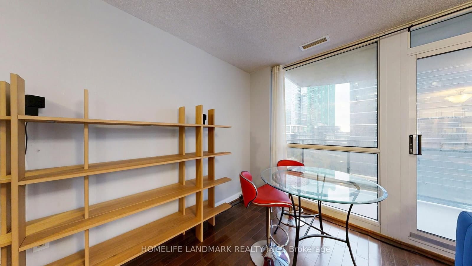 33 Sheppard Avenue E, Unit 1105 thumbnail 9