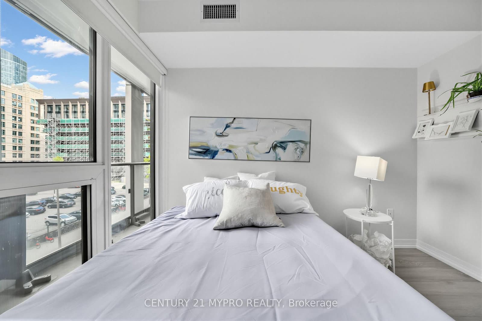 251 Jarvis Street, Unit 315 thumbnail 30