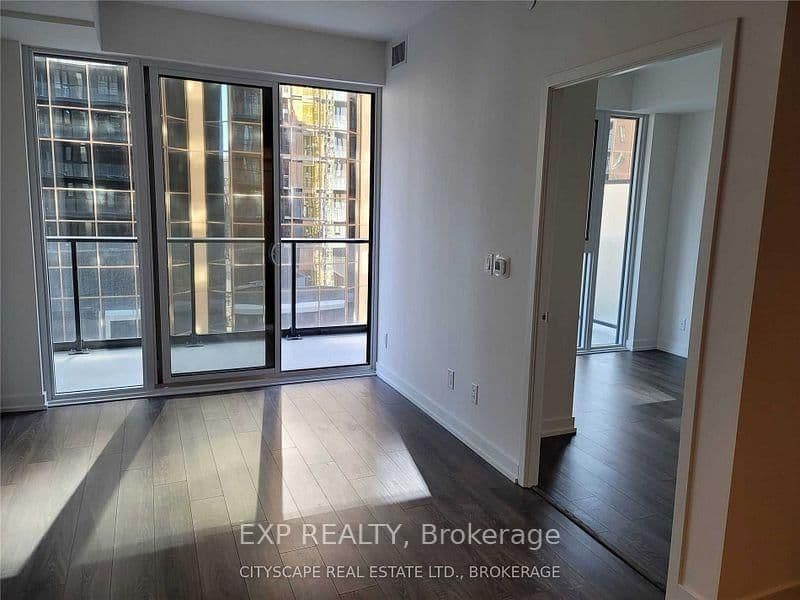 20 Edward Street, Unit 607 thumbnail 11