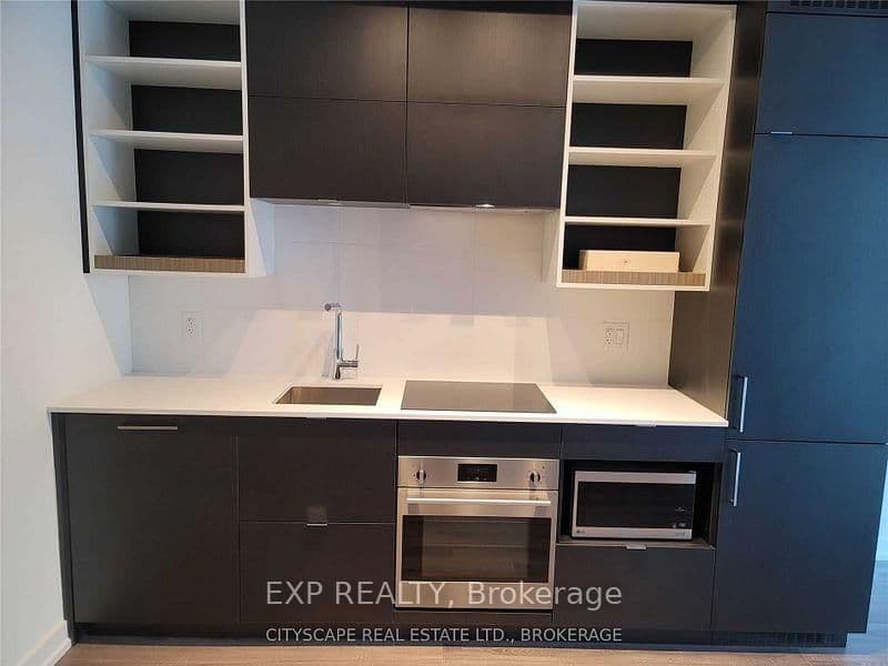 20 Edward Street, Unit 607 thumbnail 3