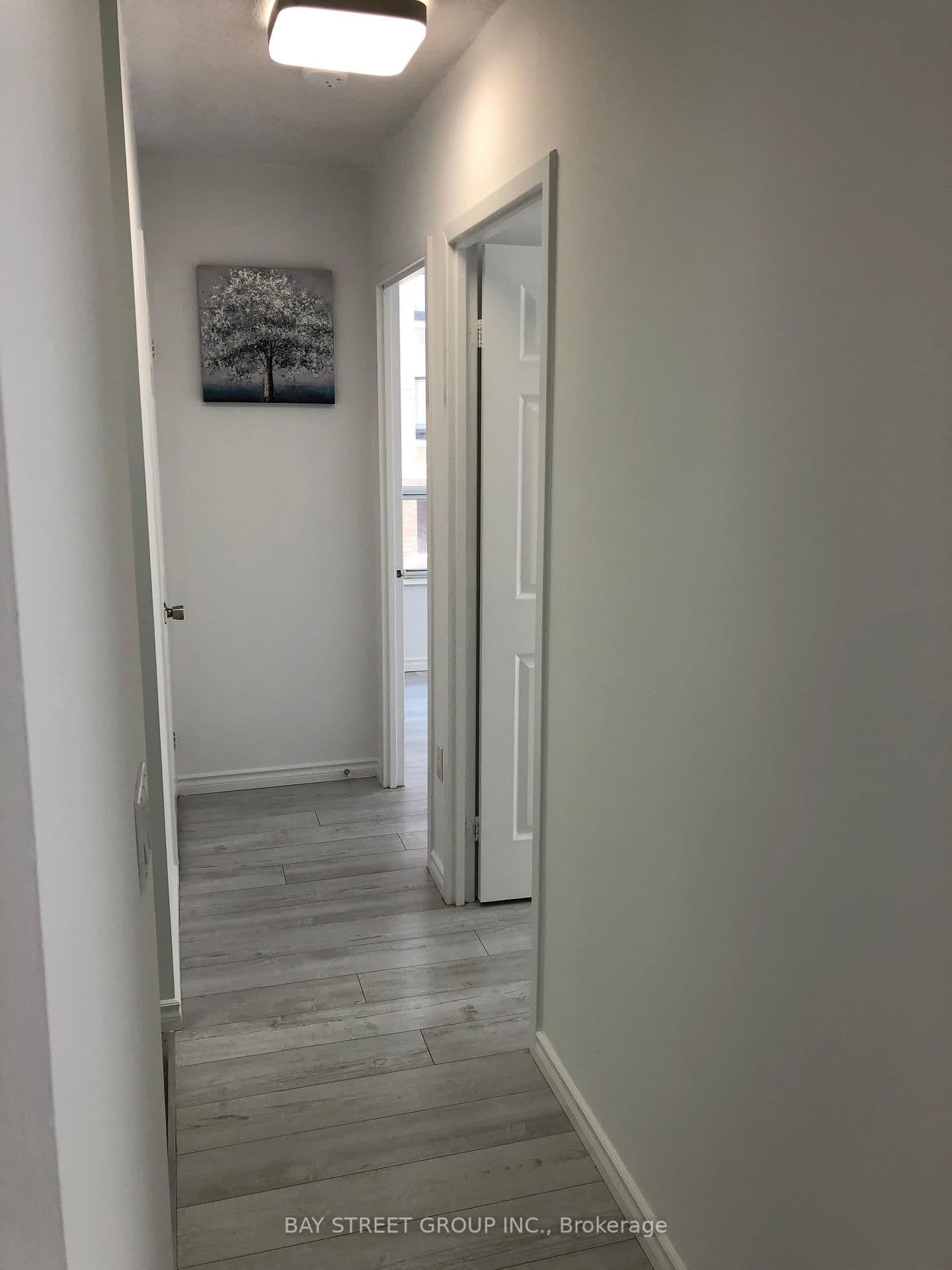 284 Bloor Street W, Unit 308 thumbnail 2
