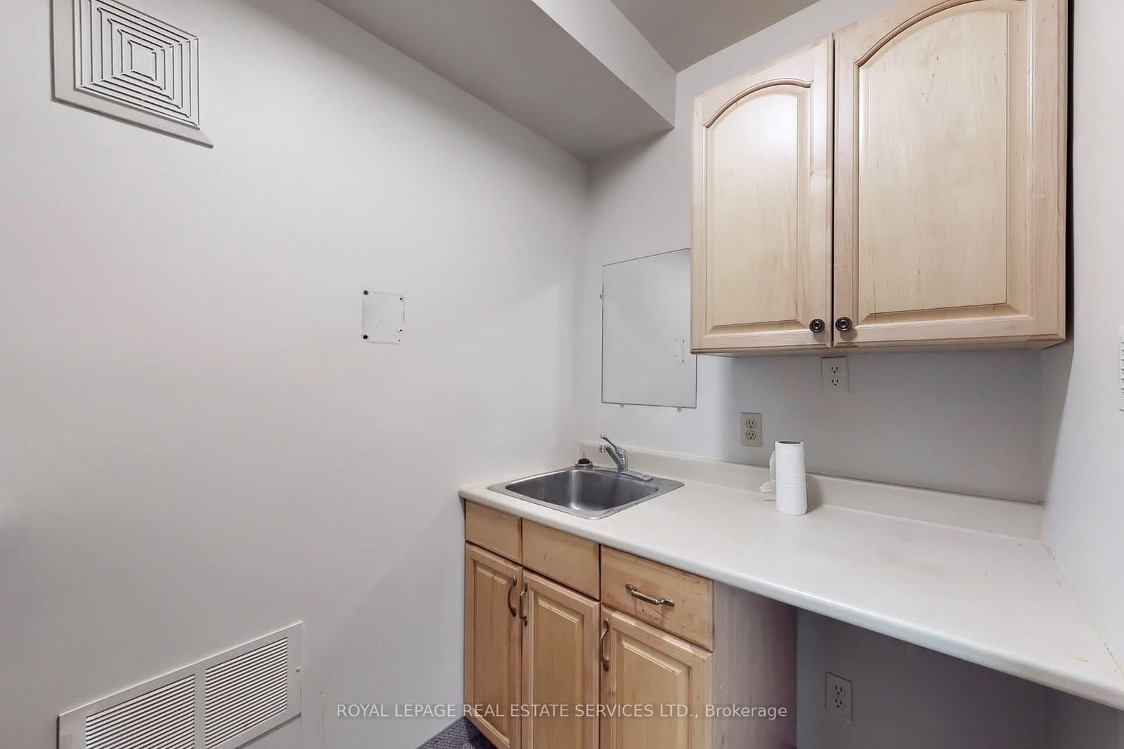 388 Parliament Street, Unit MAIN thumbnail 37