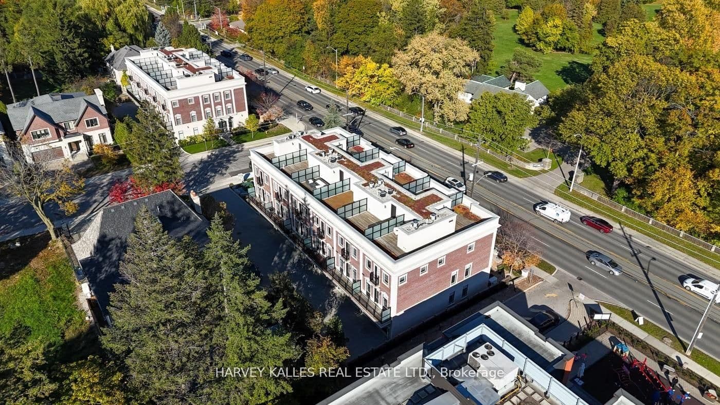 2460A Bayview Avenue thumbnail 41