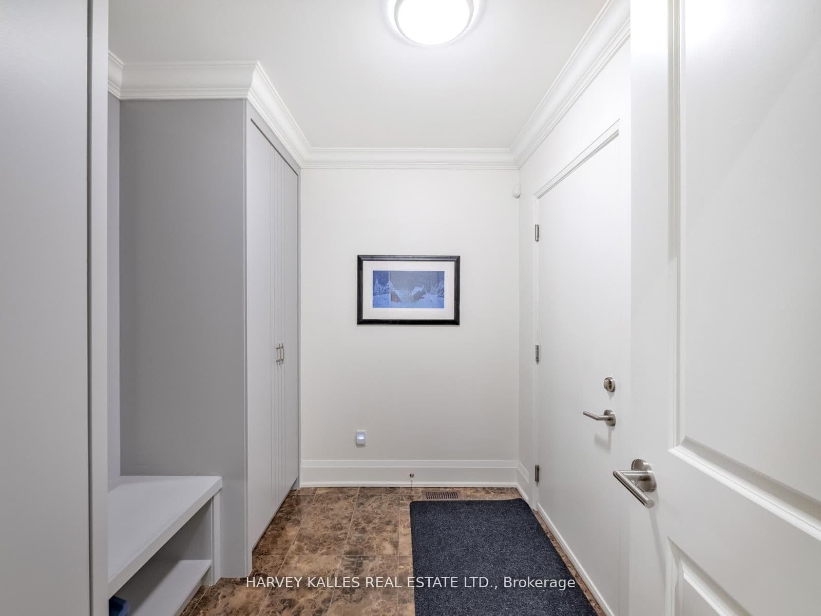 2460A Bayview Avenue thumbnail 8