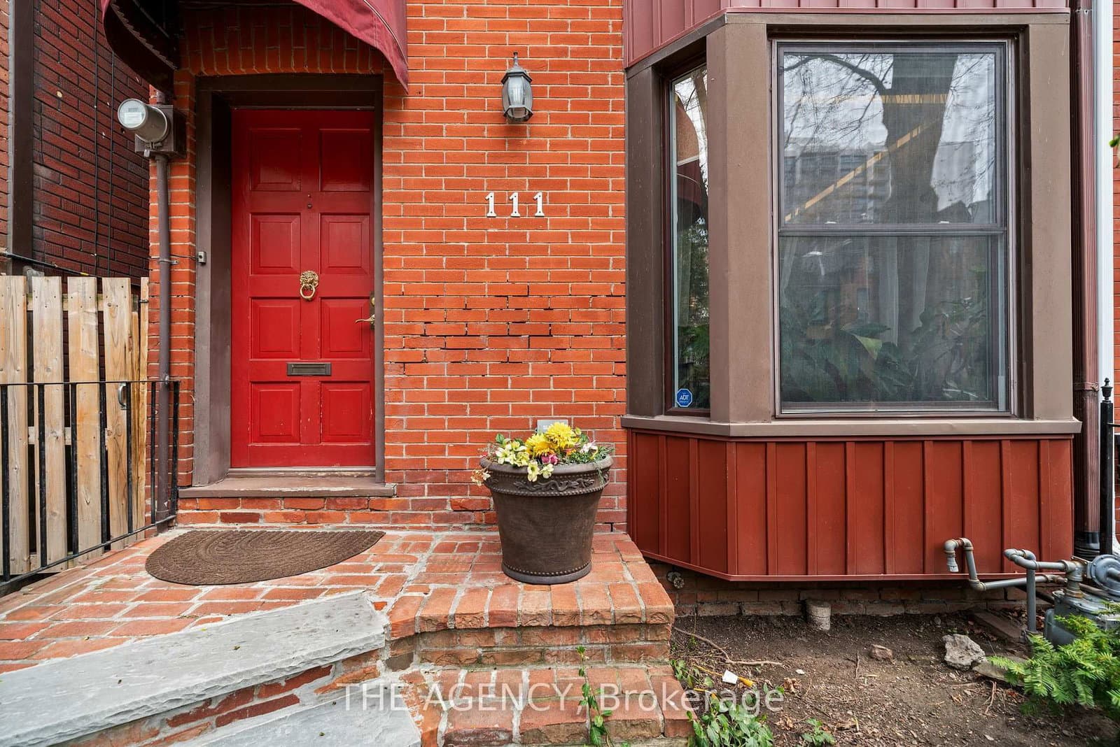 111 Seaton Street thumbnail 2