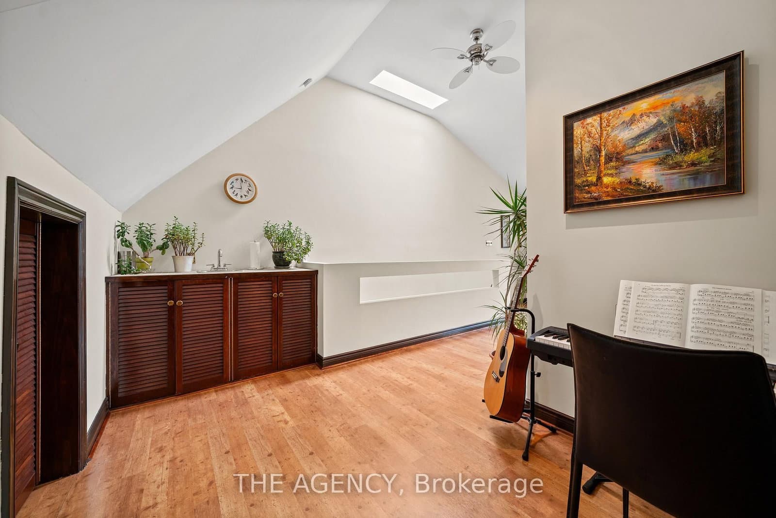 111 Seaton Street thumbnail 25