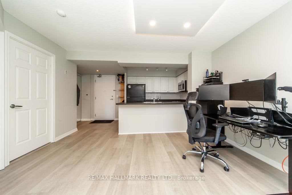 330 Adelaide Street E, Unit 1103 thumbnail 14