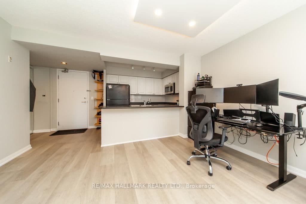 330 Adelaide Street E, Unit 1103 thumbnail 15