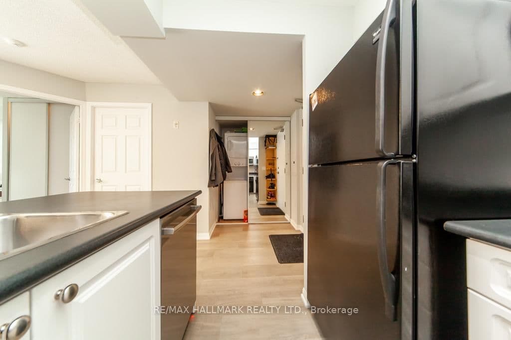 330 Adelaide Street E, Unit 1103 thumbnail 22