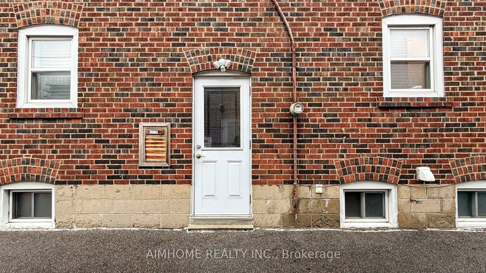39 Brentcliffe Road thumbnail 2