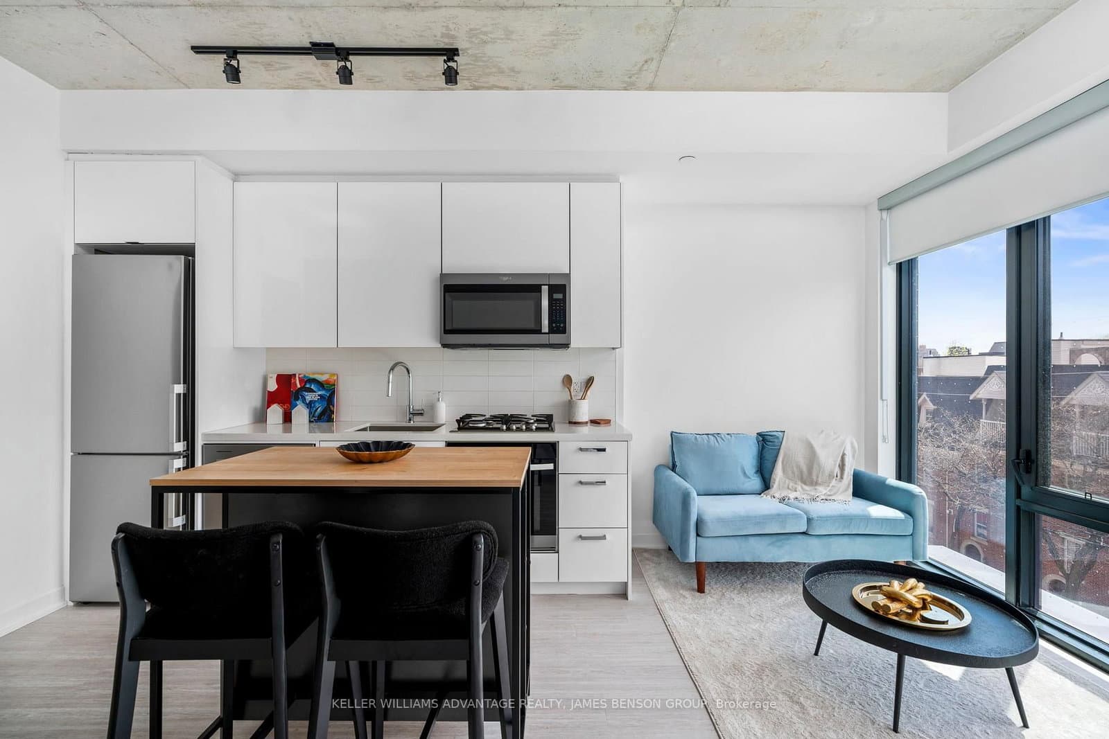 195 McCaul Street, Unit 301 thumbnail 2