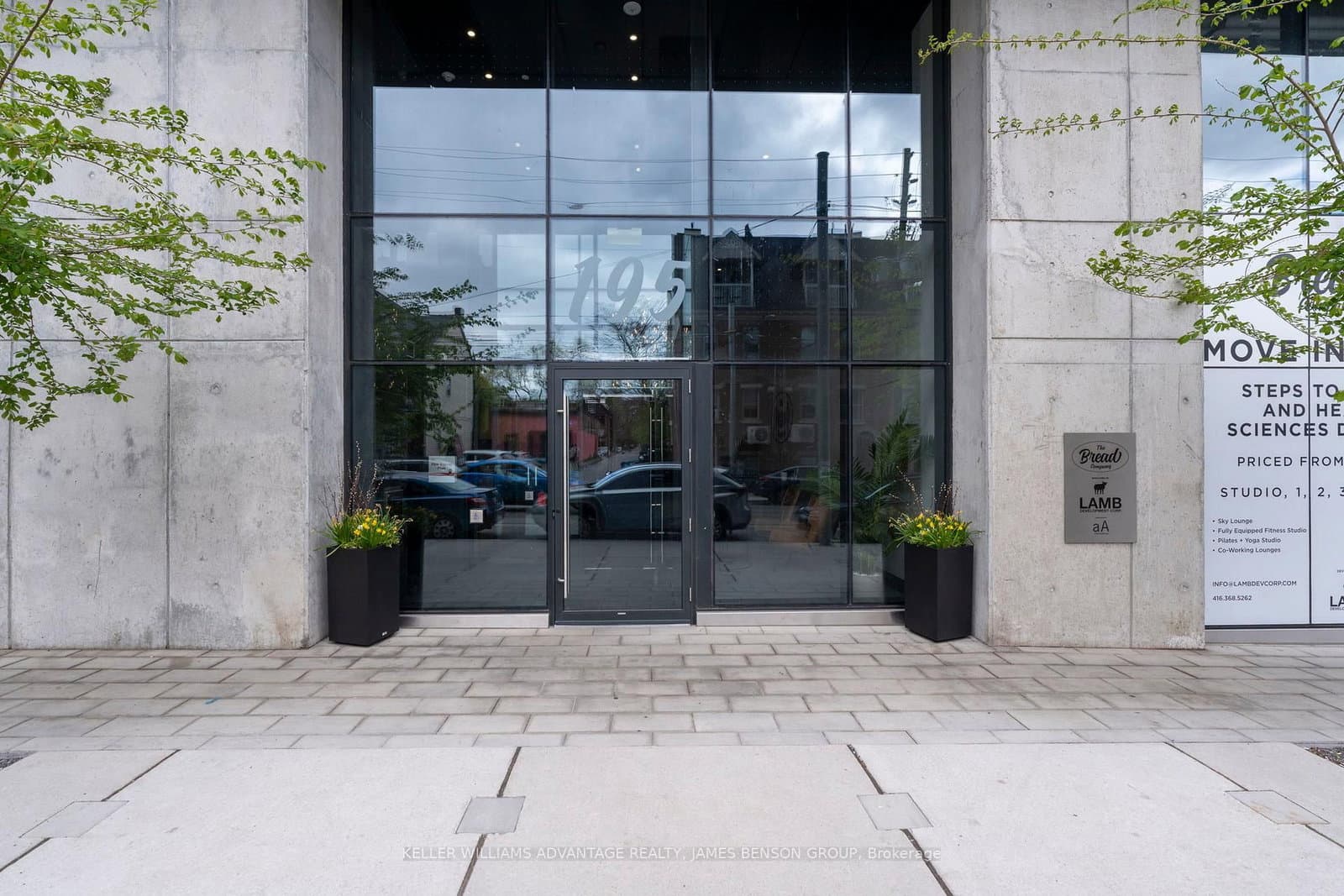 195 McCaul Street, Unit 301 thumbnail 24
