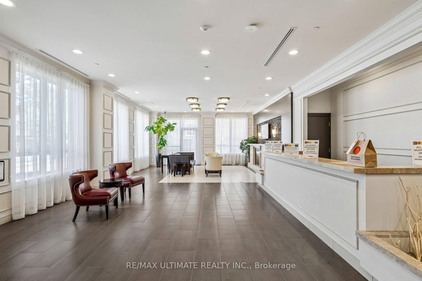 35 Saranac Boulevard, Unit 308 thumbnail 12