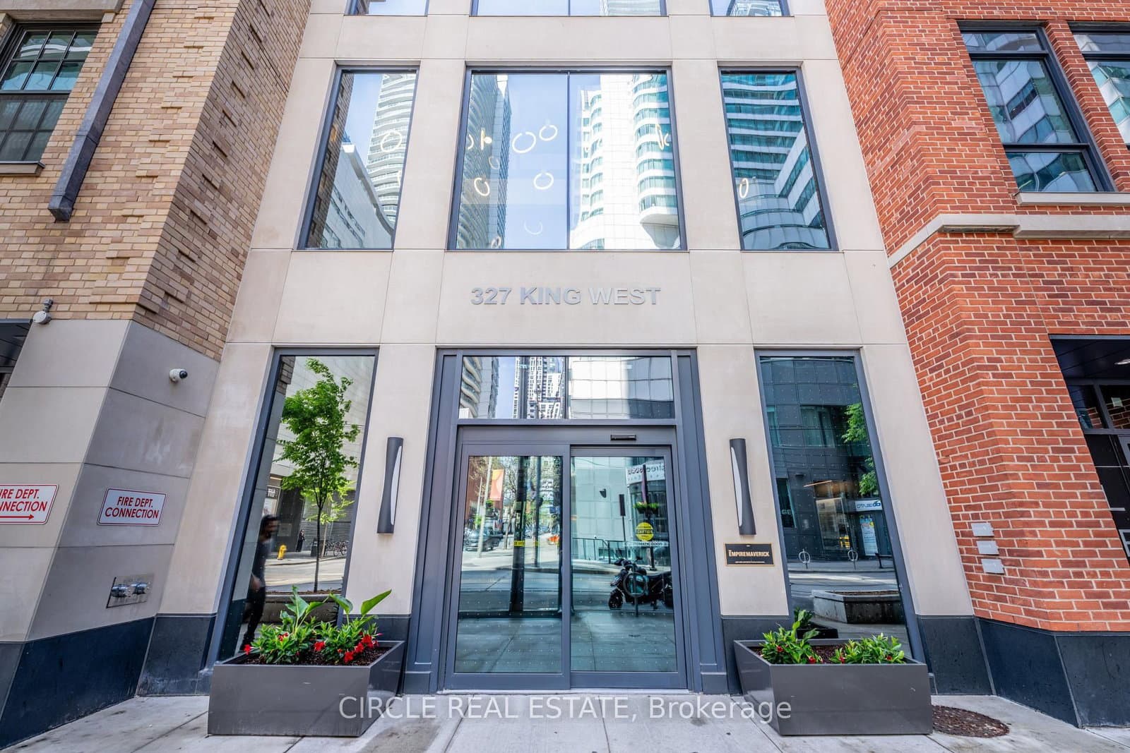 327 King Street W, Unit 2705 - Image 1