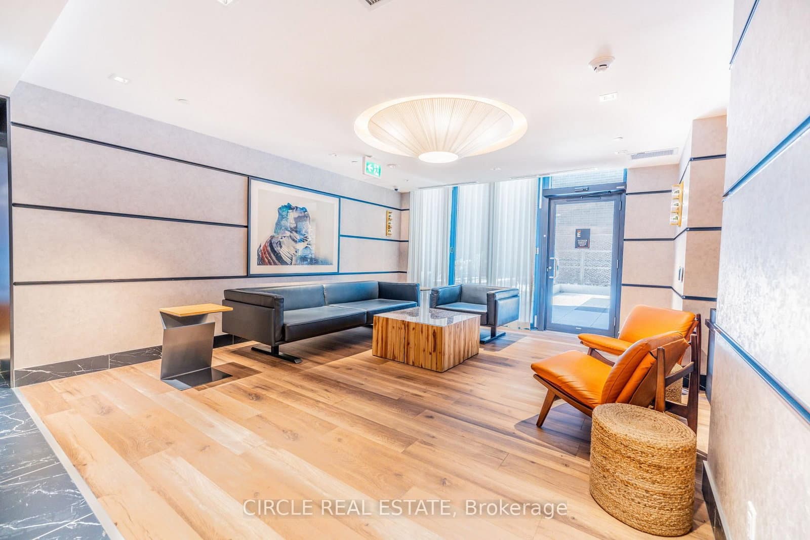 327 King Street W, Unit 2705 thumbnail 16