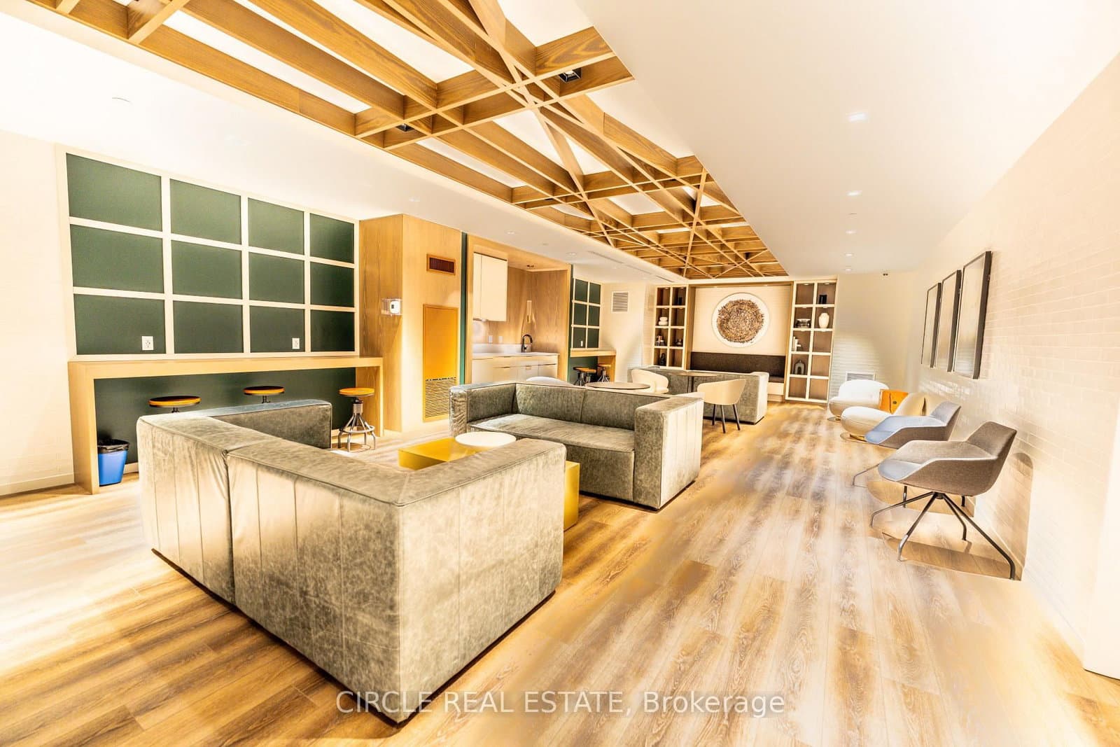 327 King Street W, Unit 2705 thumbnail 20