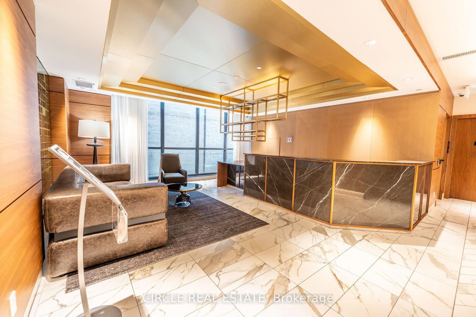 327 King Street W, Unit 2705 thumbnail 23