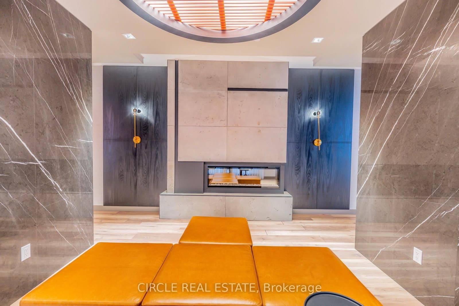 327 King Street W, Unit 2705 thumbnail 27