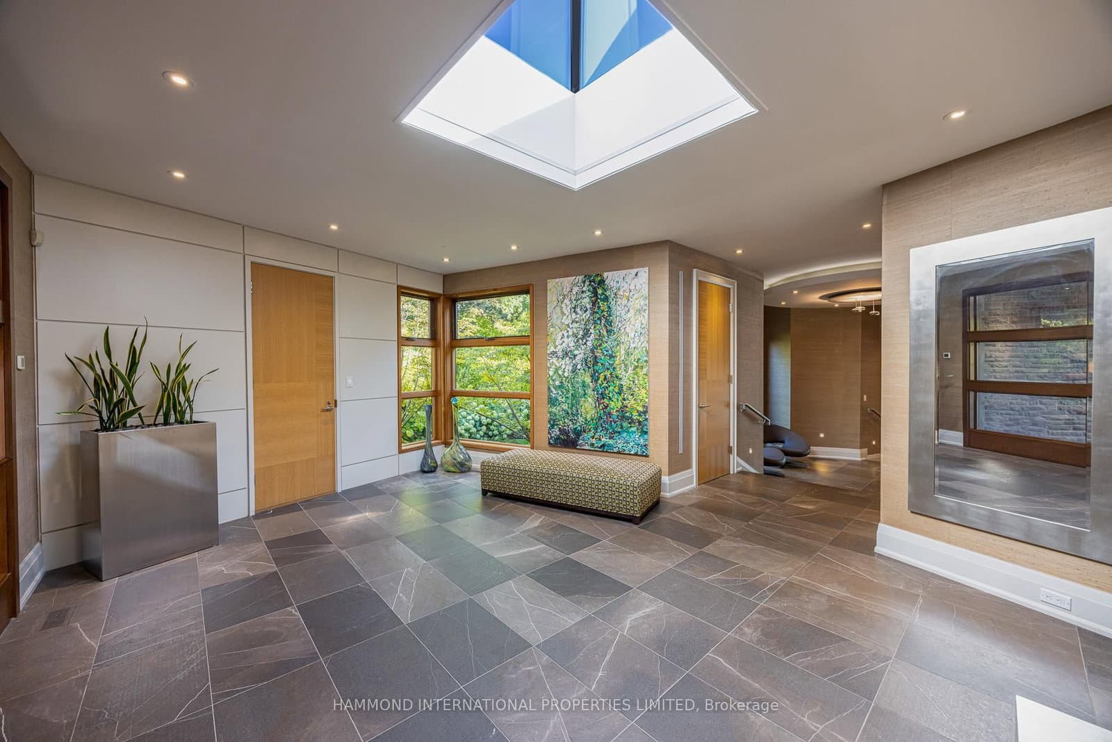 7 Oxbow Road thumbnail 3