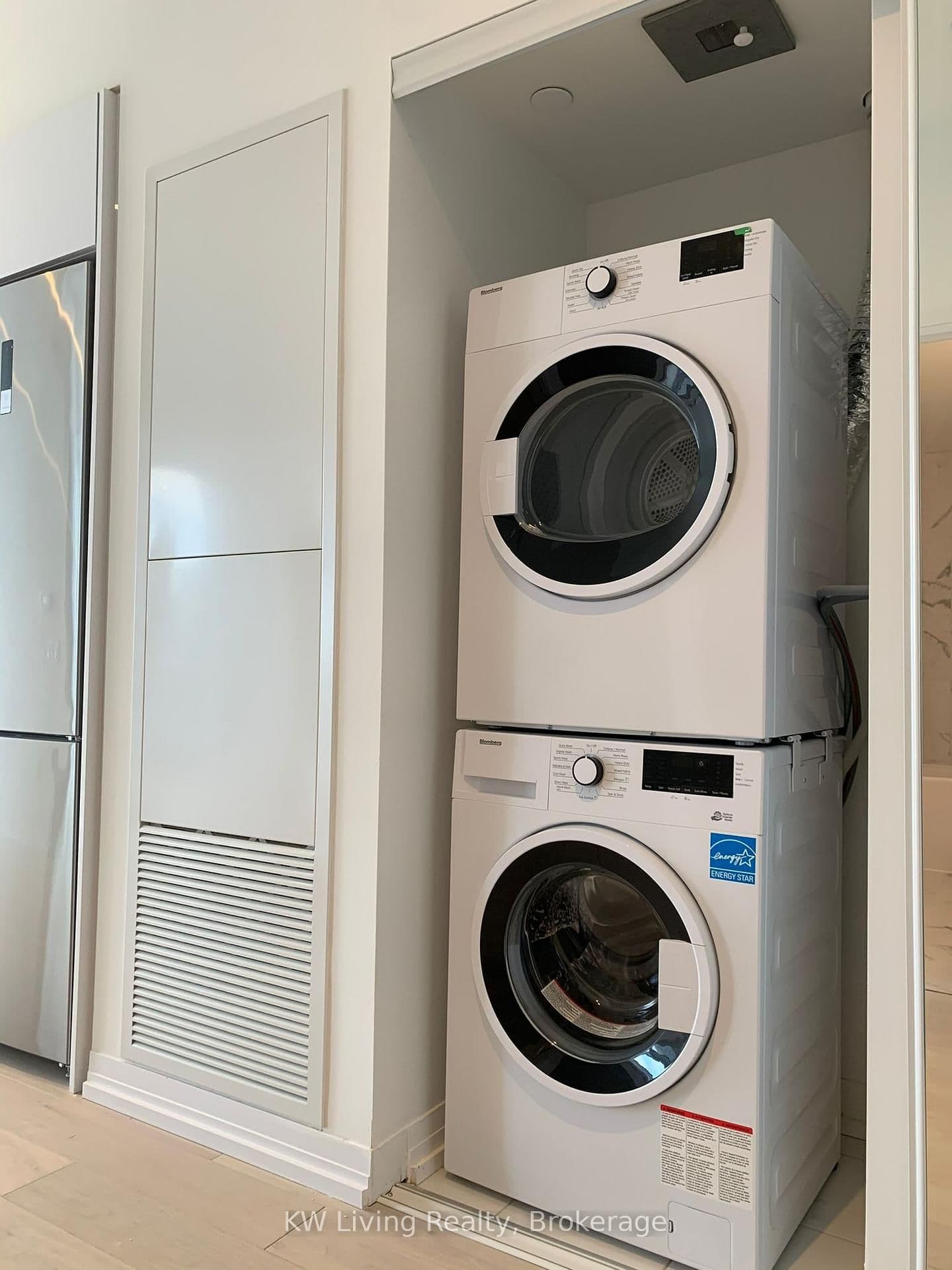 251 Jarvis Street, Unit Lph12 thumbnail 14