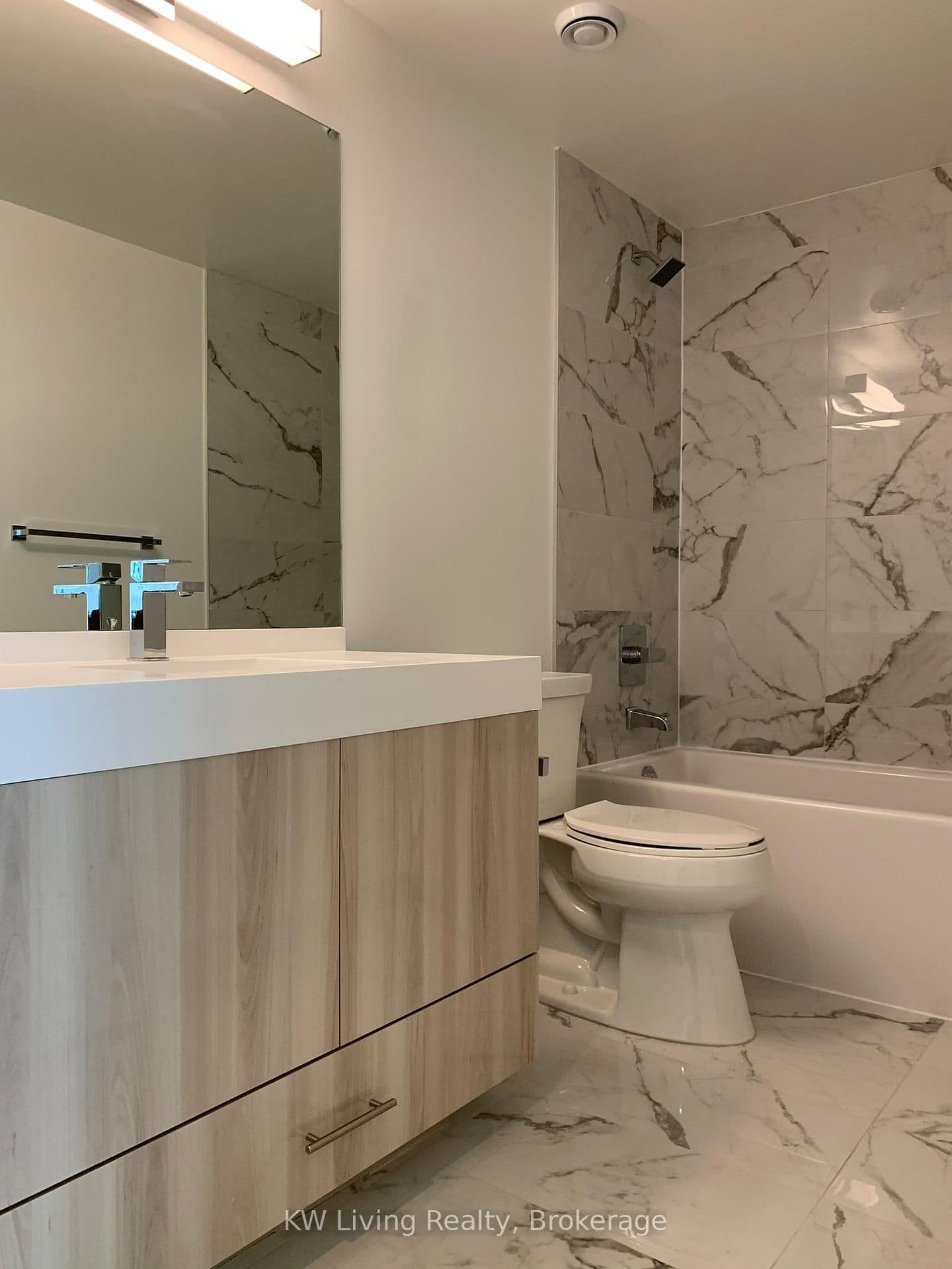 251 Jarvis Street, Unit Lph12 thumbnail 15