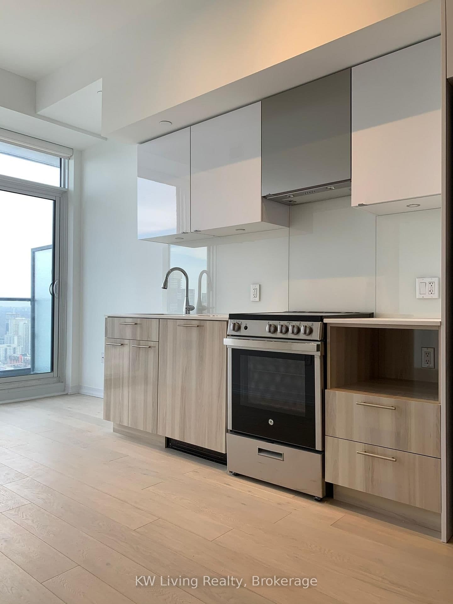 251 Jarvis Street, Unit Lph12 thumbnail 6