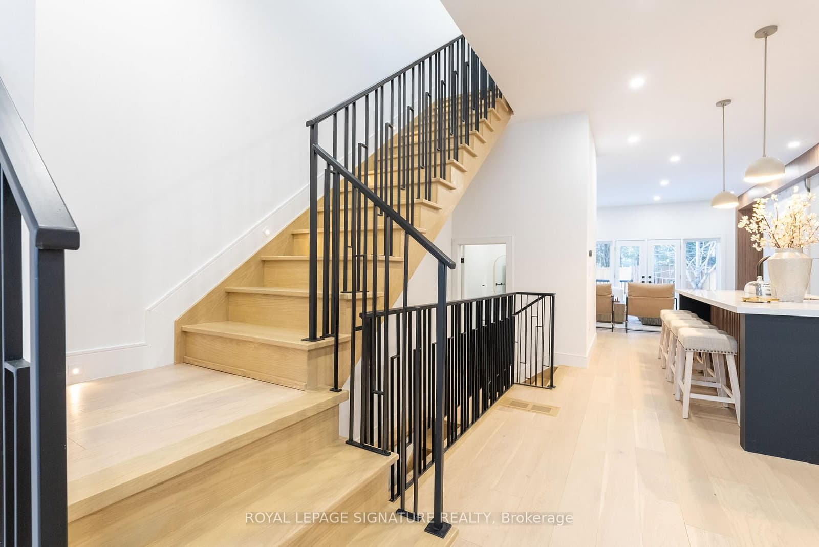 90 Johnston Avenue thumbnail 15